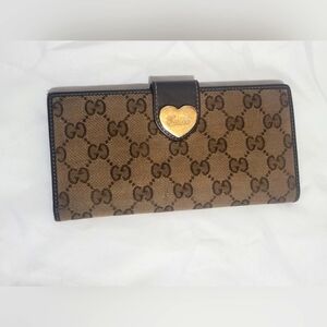 Gucci vintage wallet